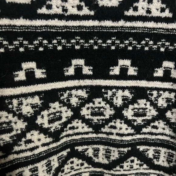 J. JILL Classic Ultra Soft & Cozy Jacquard Pullover Mock Neck Sweater Wms Sz L - Picture 2 of 4